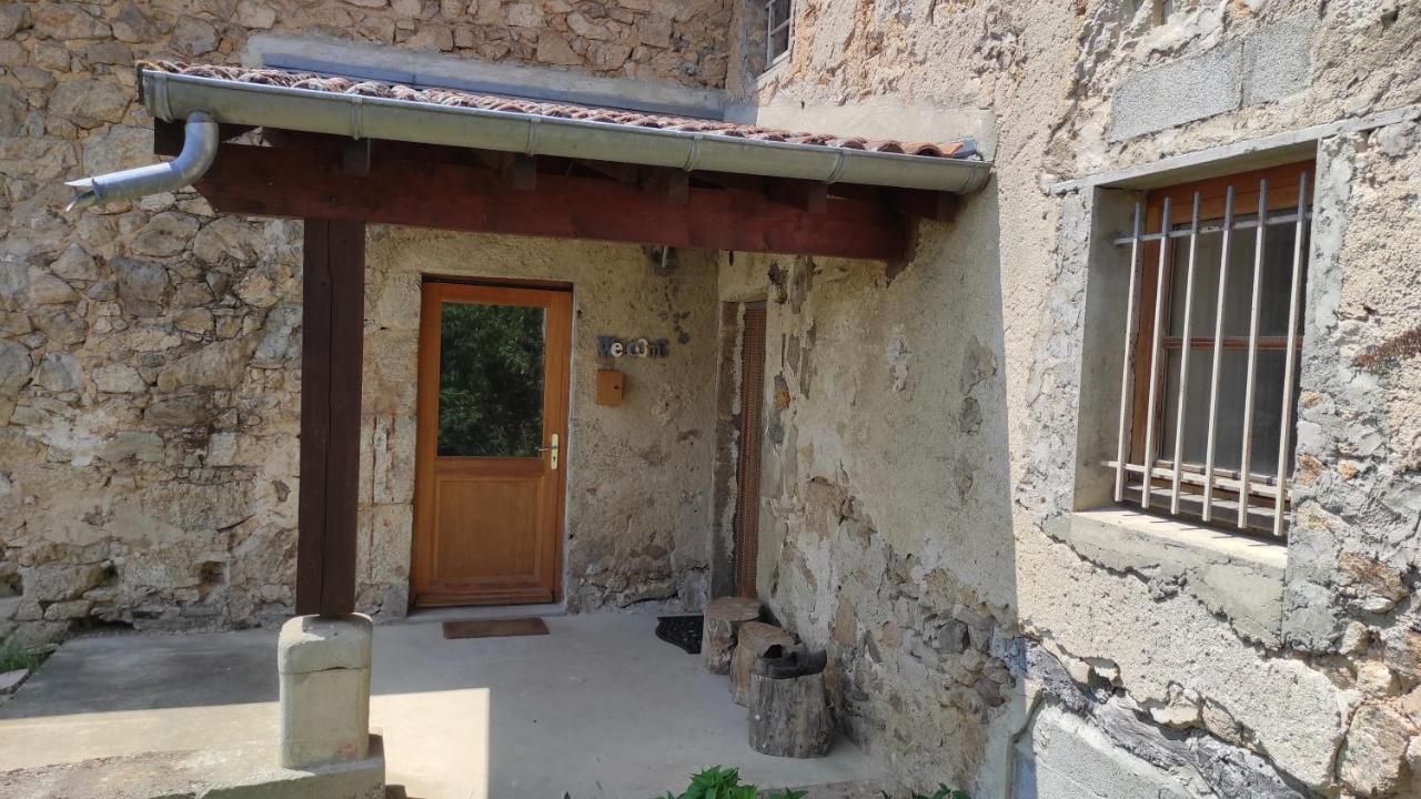 Ancienne Ferme Tranquille En Haute Ardeche Etables  Dış mekan fotoğraf